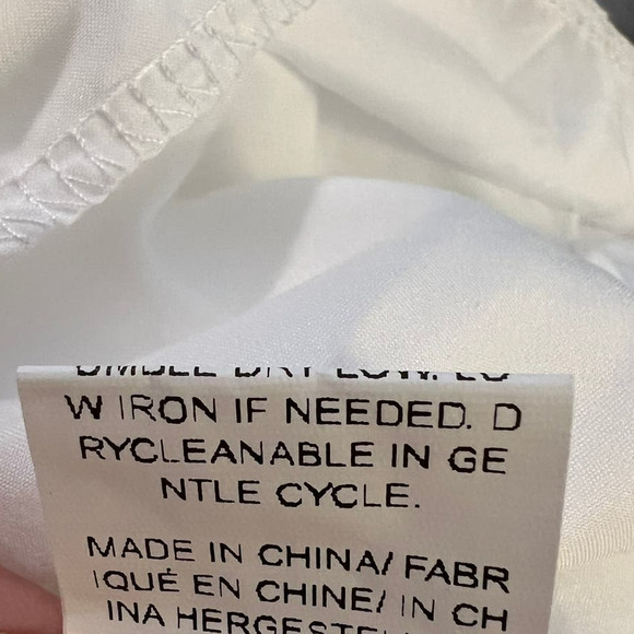 Gomorn Women's Romper Size XL in White w/Elastic Waist and Lace Neckline - Picture 7 of 7